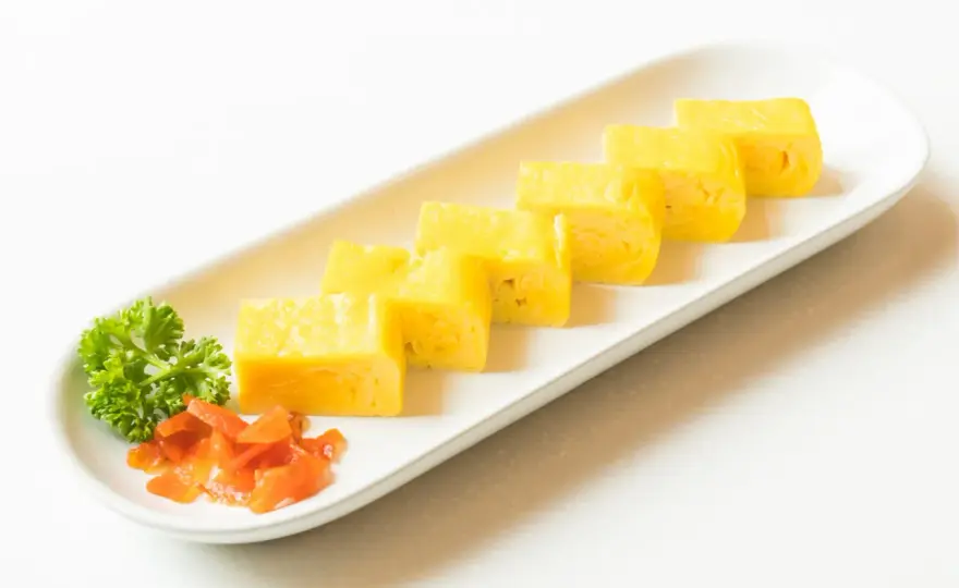 Tamagoyaki - jak zrobić idealny japoński omlet bez pęknięć?