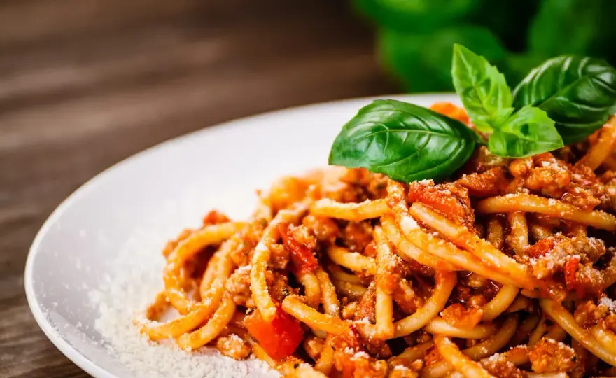 Jakie mięso do spaghetti? Wybierz idealne ragù!