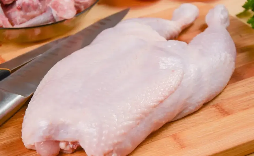 Jak wyjąć kości z kurczaka? Trybowanie krok po kroku. Sekret szefa!
