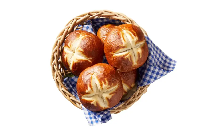 Bułka bawarska - Jak wybrać i z czym jeść?