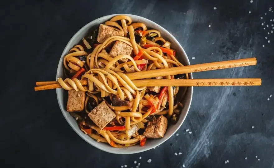 Domowy udon - idealny makaron. Przepis krok po kroku!