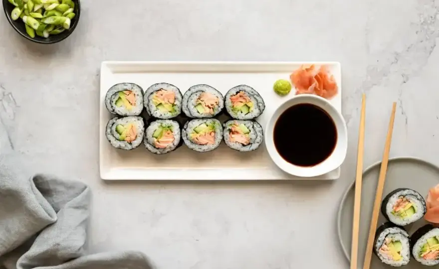 Hosomaki - jak zrobić idealne cienkie rolki sushi w domu?
