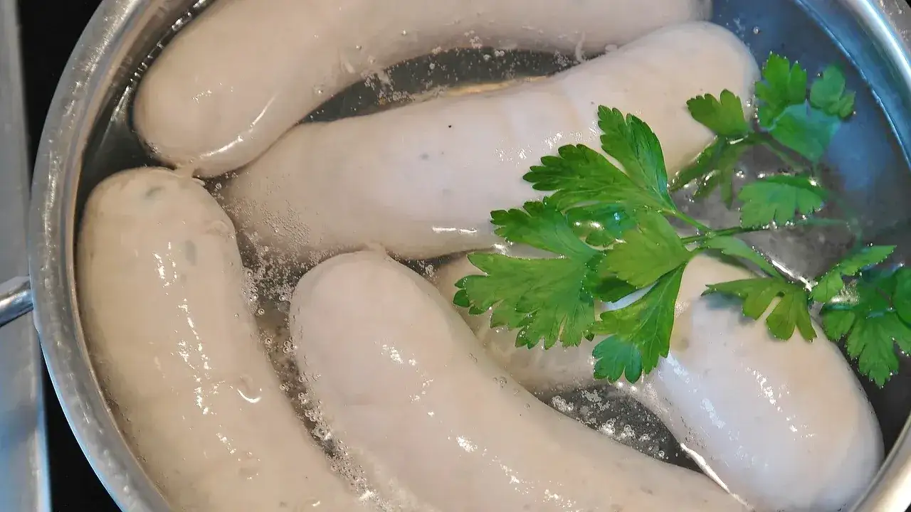 Zdjęcie Domowa biała kiełbasa: przepis krok po kroku na idealny smak
